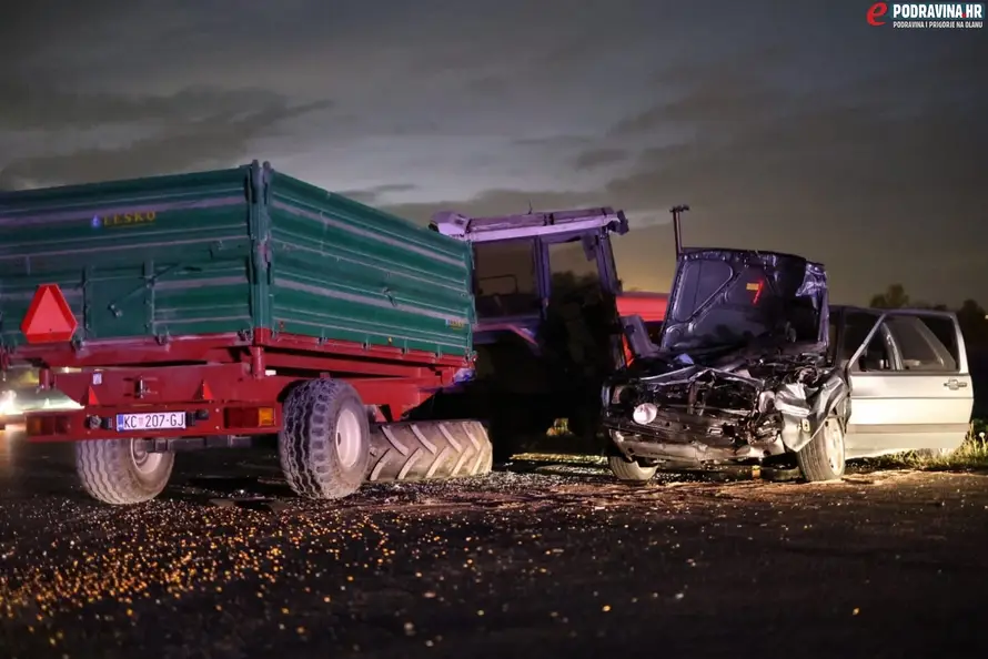 FOTO Dvoje ozlijeđeno u sudaru auta i traktora u Koprivnici