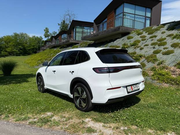 FOTO Vozili smo Geely EX5: Novi kineski SUV stigao je u Hrvatsku