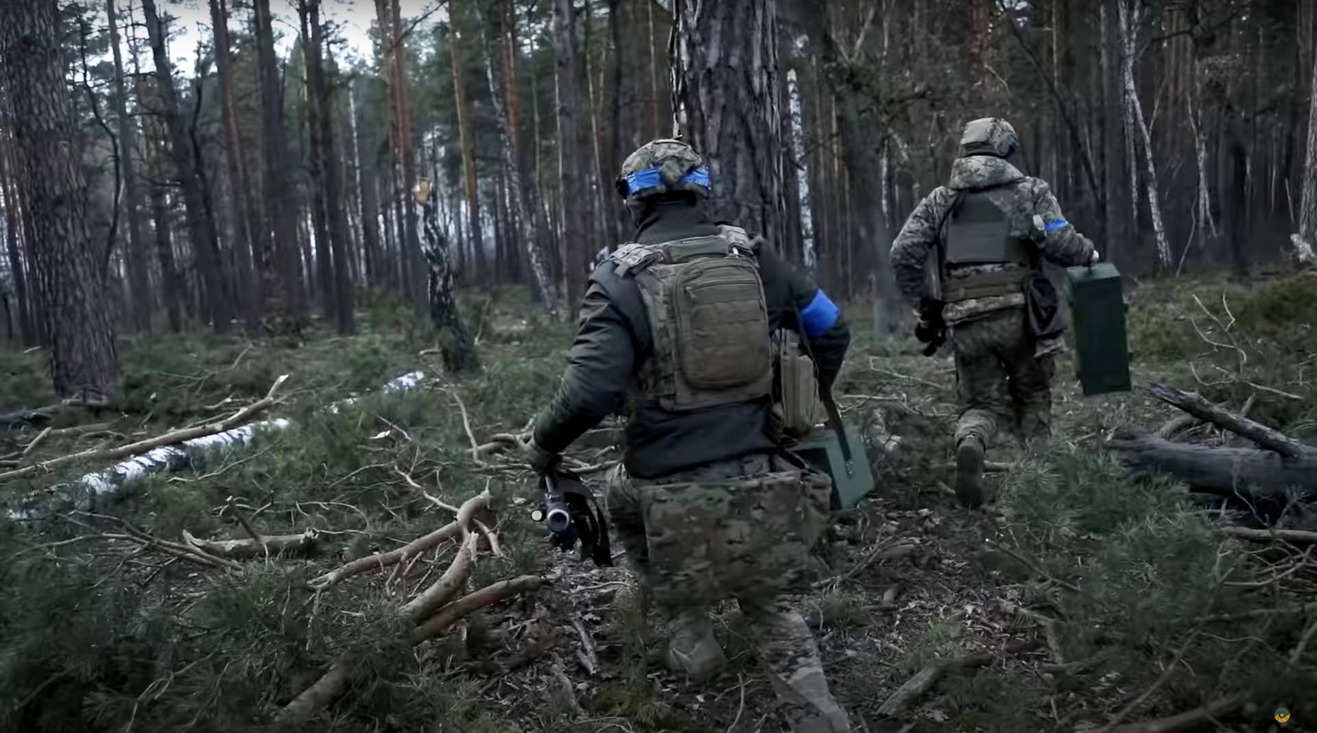 Ukrainian soldiers in combat amid Russia's invasion in Moshchun, Kyiv region