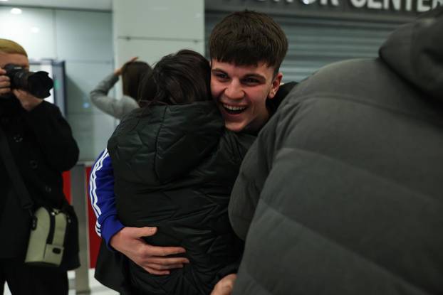 Hrvatski državljani iz Ujedinjenih Arapskih Emiratima sletli su u zracnu luku u Zagrebu 