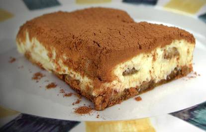 Pogledajte kako pripremiti savršeni ljetni tiramisu