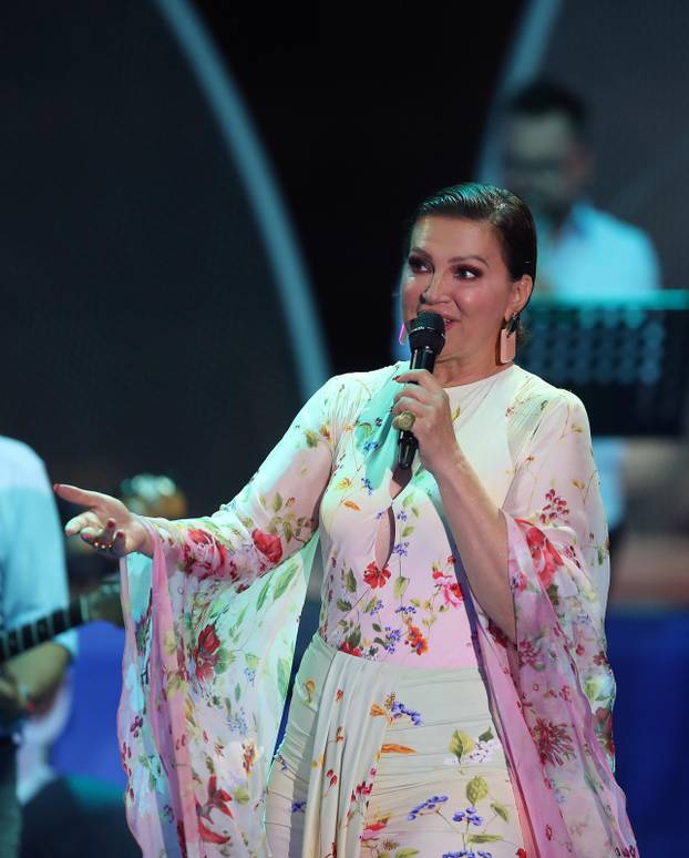 Vela Luka: Održan koncert "Trag u beskraju" posvećen Oliveru Dragojeviću