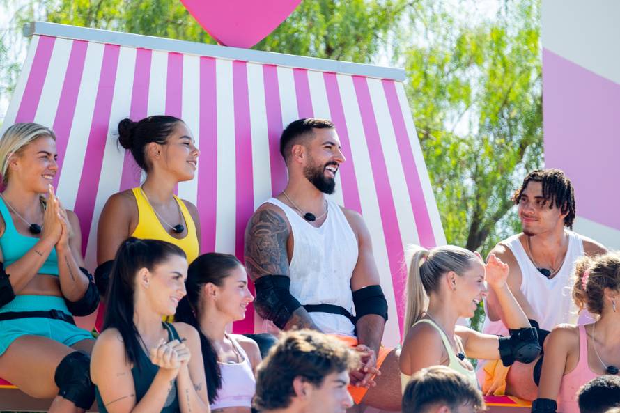 Mijo je napustio 'Love Island Adriju': 'Alisa i Valentin su pred pucanjem, on naginje Drini'