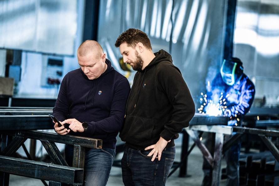 Mislili su da neće moći hodati, a zatim se oporavio i pokrenuo platformu za pomoć drugima