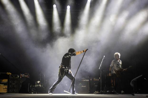 Pula: Parni valjak održao koncert u prepunoj Areni 