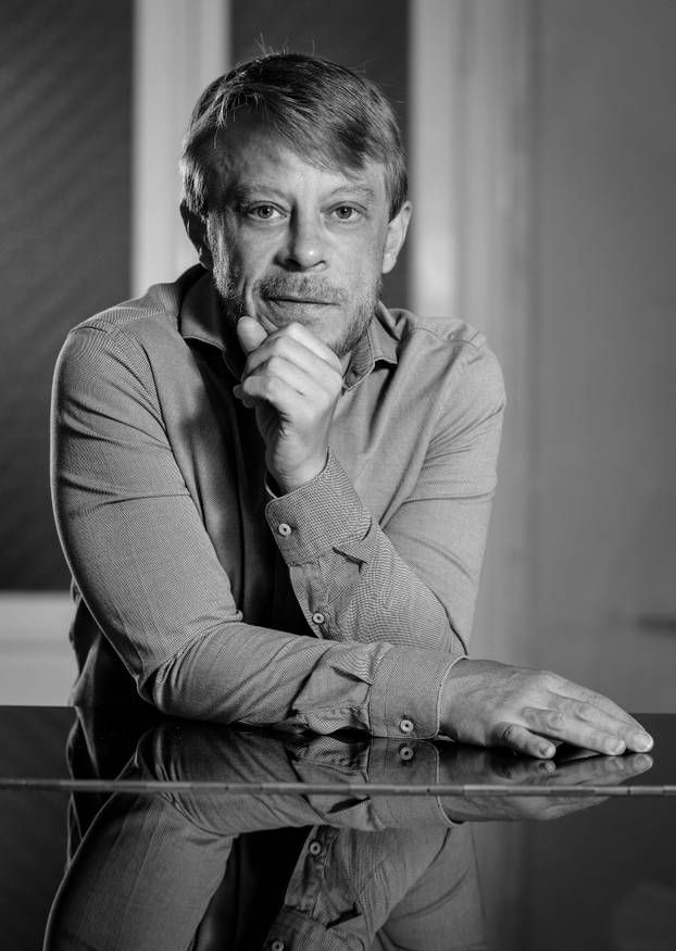 Zagreb: Glazbenik Matija Dedić i kazališna glumica Alma Prica