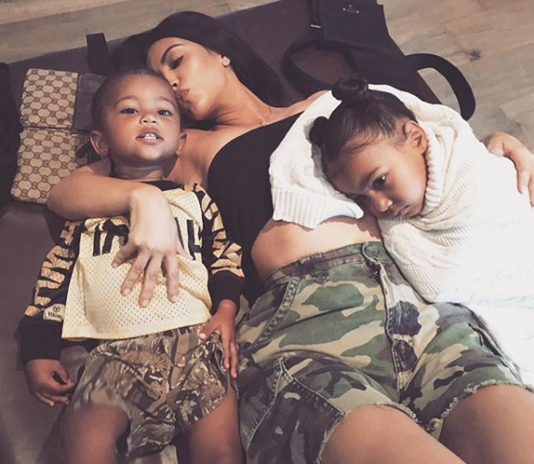 Kim Kardashian nedavno dobila kćer, a već želi i četvrto dijete