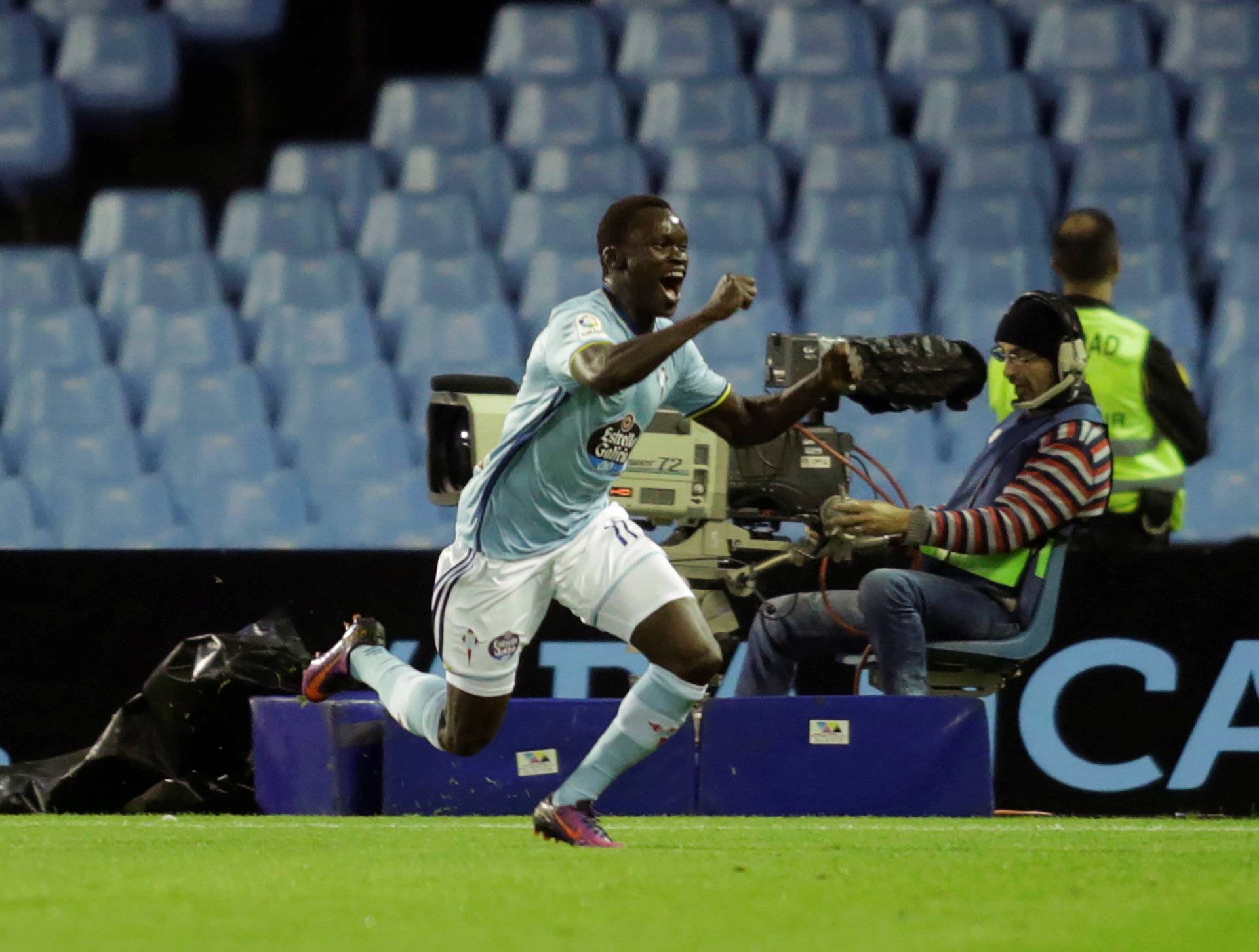 Football Soccer - Celta Vigo v FC Barcelona