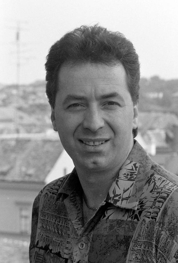 Zagreb: Pjevač Tomislav Ivčić, srpanj 1990.