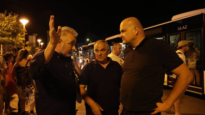 Župan koji je potpalio filmski set o požaru u Omišu: 'Navikao sam na ovakve situacije...'