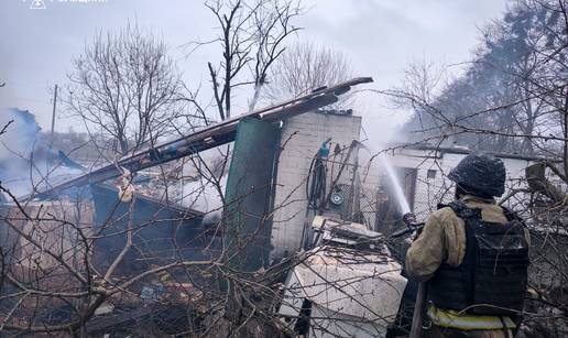 FOTO Rusi uo&ccaron;i pregovora o miru zasuli Ukrajinu raketama i dronovima:  Ubili su vi&scaron;e civila...