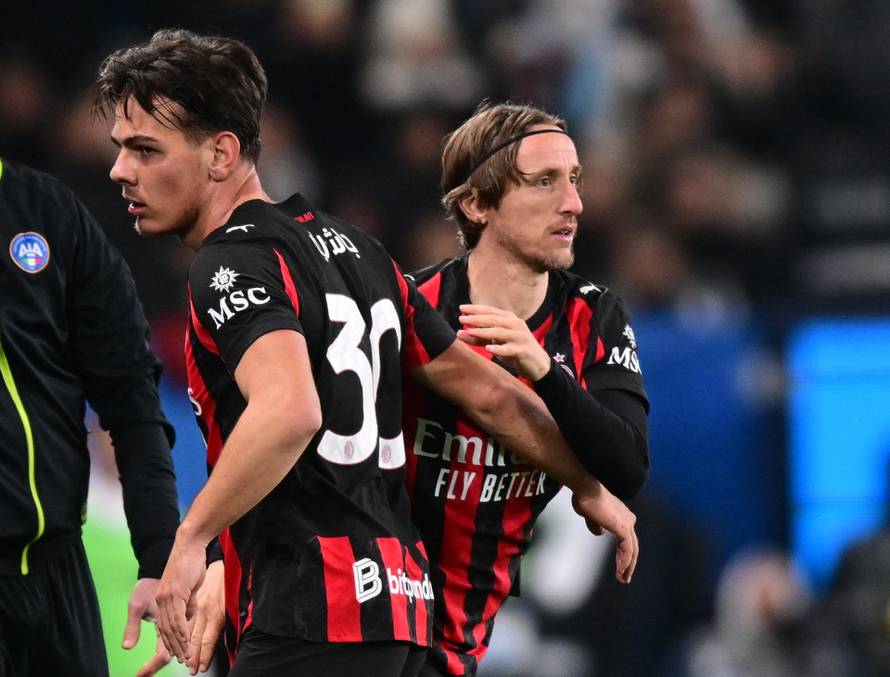 Supercoppa Italiana - Semi Final - Napoli v AC Milan