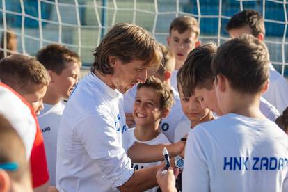 Modrić u rodnom Zadru: Družio se s mladim nogometašima