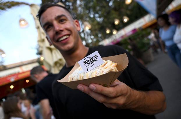 Zagreb: Započeo Festival Fiesta Latina na  Strossmayerovom trgu