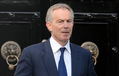 Prosvjednik upao u sudnicu i Blairu vikao da je ratni zločinac