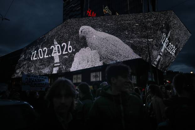 Sarajevo: Prosvjed nakon stravične tramvajske nesreće produžio se i na večernje sate