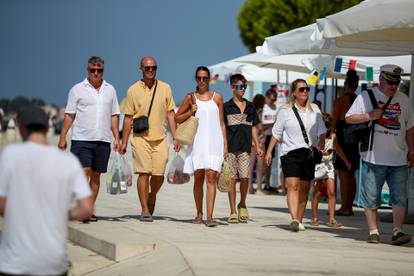 Pogledajte galeriju: Zadar je i na kraju kolovoza pun turista