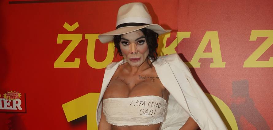 Beograd: Starleta Tamara ?uri? na zabavu došla u vozilu hitne pomo?i i u zavojima