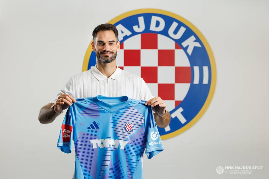 DOZNAJEMO Ivušić je stigao na Rakitićev poziv, evo koliko je Hajduk platio Pafosu za transfer