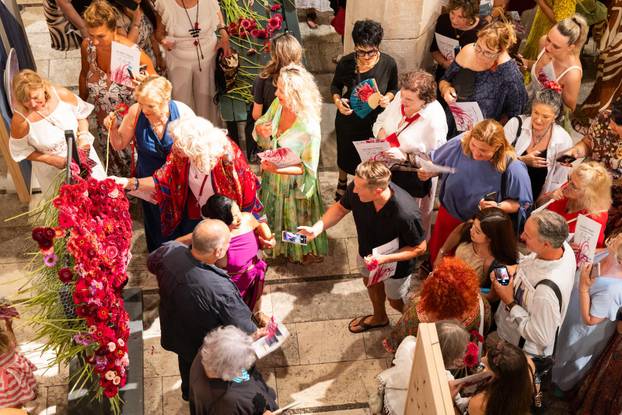 Dubrovnik: Saša Šekoranja otvorio izložbu svojih radova u atriju palače Sponza