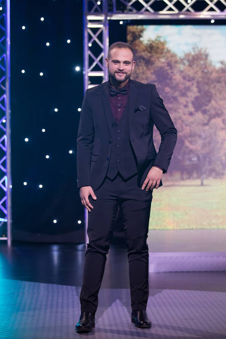 Matej Petrović: 'Dane provodim naganjajući svoju curu po stanu'