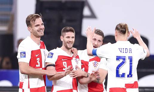 Otkrivamo što 'vatreni' slušaju dok se voze na utakmice! A sa semafora ih bodri - Marin Čilić