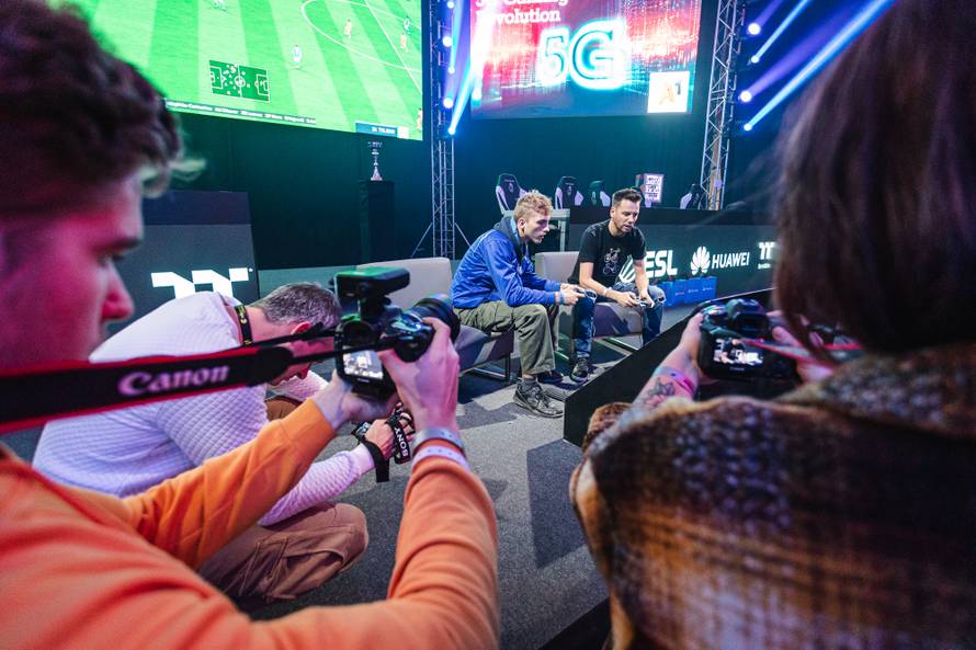 Najbolji gameri Hearthstone i Clash Royale igrat će na 5G-u