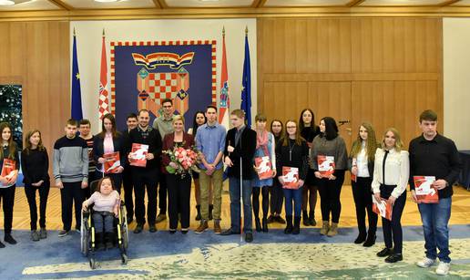 Veladrion i ORYX Grupa pomažu studentima s invaliditetom