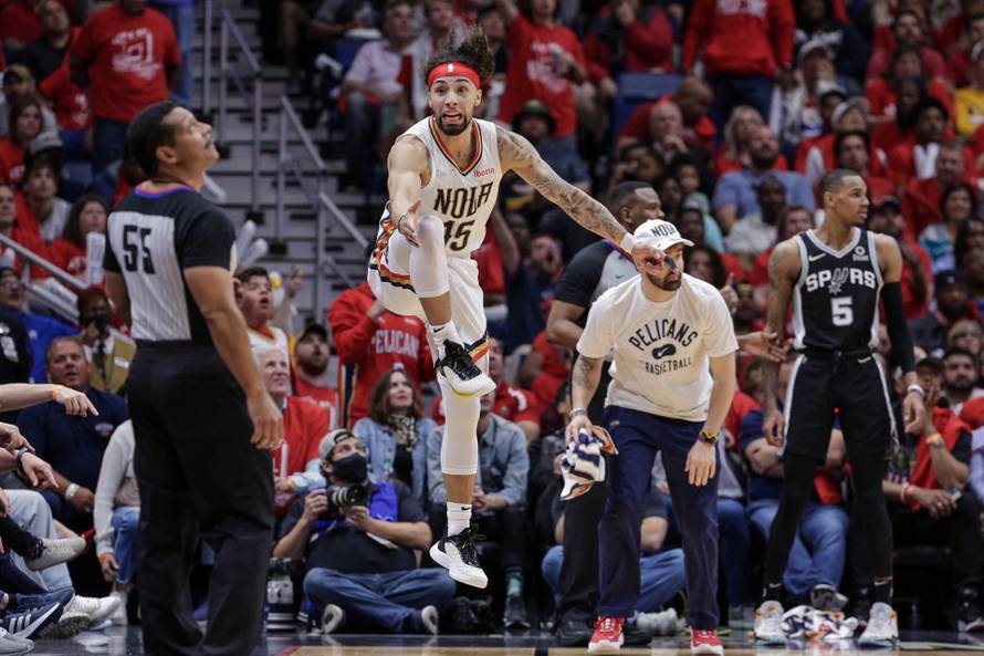 NBA: San Antonio Spurs at New Orleans Pelicans