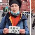 Nestala za tri sekunde: Mladu aktivisticu uhitili u Rusiji jer je držala papir s natpisom '2 riječi'
