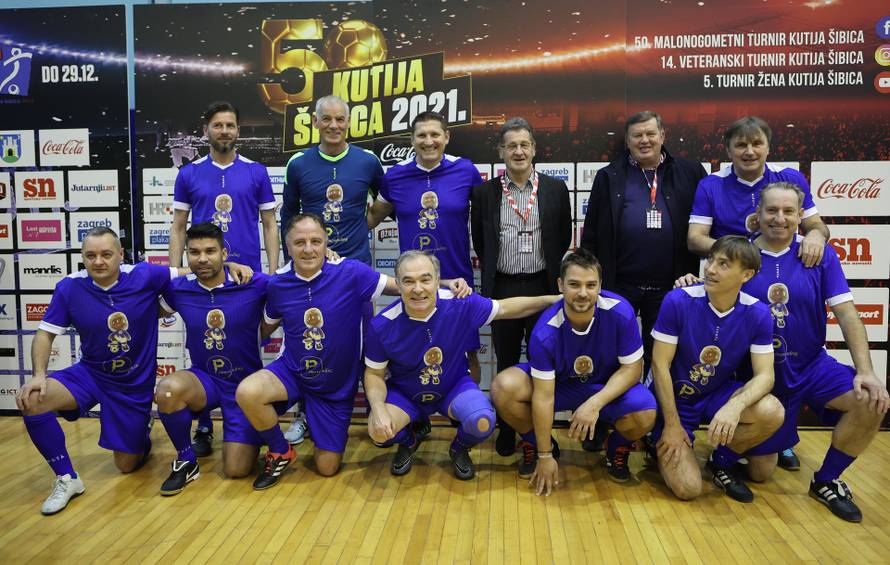 Dva kapetana: Revijalna utakmica u čast otišlih velikana nogometa i hakla, Zlatka Kranjčara i Duška Popovskog