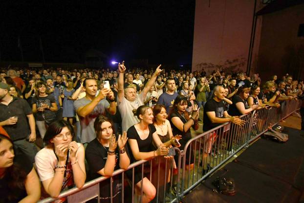 Đurđevac: Goran Bare održao koncert na Picokijadi