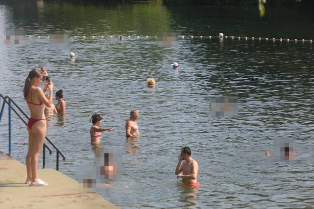 FOTO Karlovčani spas od vrućina našli na popularnom kupalištu