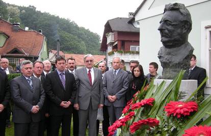 Rođendan Franje Tuđmana obilježila delegacija HDZ-a