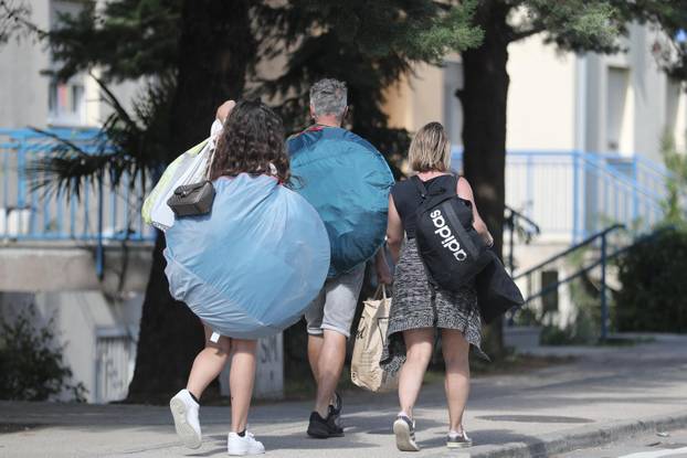 Jutro nakon koncerta Marka Perkovića Thompsona na sinjskom hipodromu
