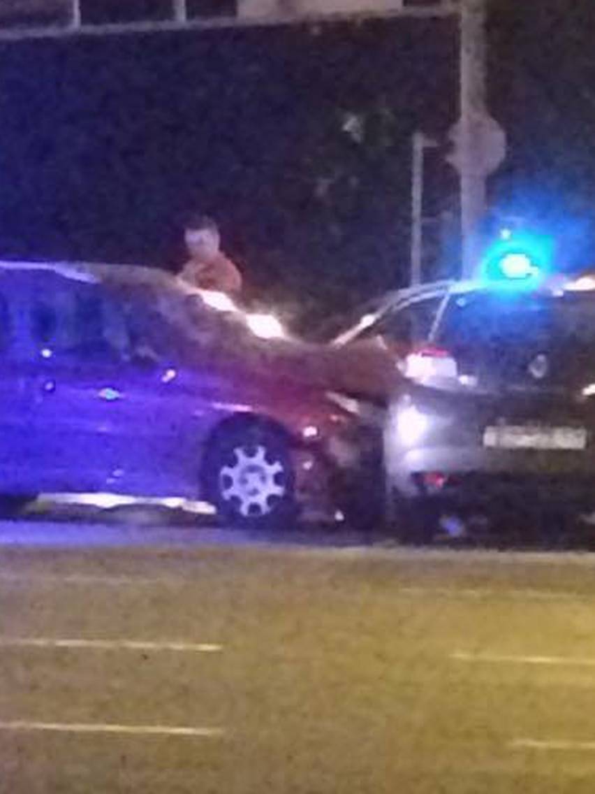 Nesreća u Zagrebu: U sudaru dva auta ozlijeđeno dvoje ljudi