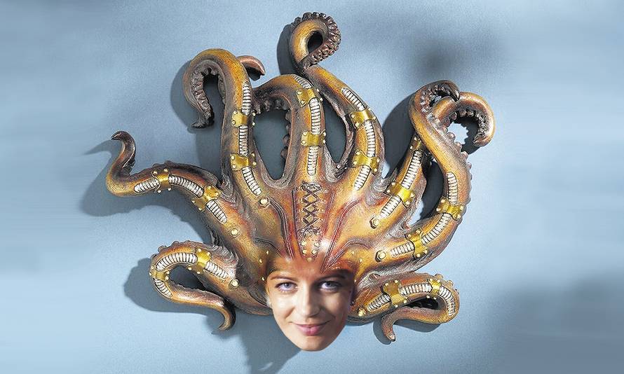 Imala 'bubicu' u autu: Dojavili joj da je se prati i prisluškuje?