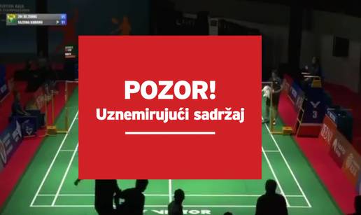 Užas u Indoneziji: Badmintonaš (17) se srušio na terenu, gledali ga gotovo minutu! Preminuo je