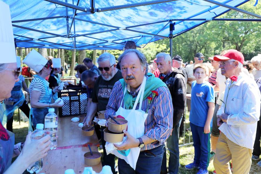 Puležani proslavili Praznik rada uz glazbu, igre i grah