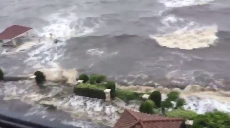 Velika poplava na Floridi: 'Bit će gore, razina vode još raste'