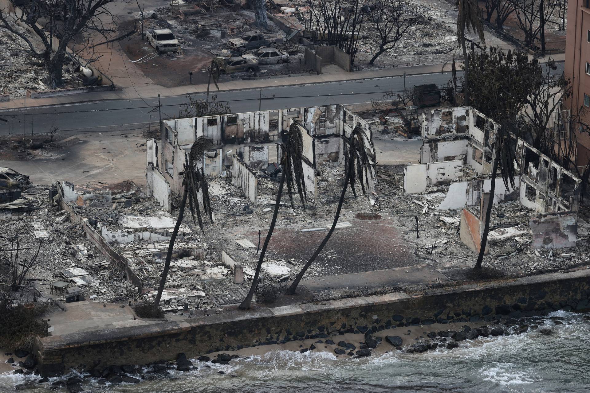 Wildfires driven by high winds hit Hawaiian island of Maui