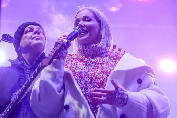 Jelena Rozga u Sarajevu održala Novogodišnji koncert