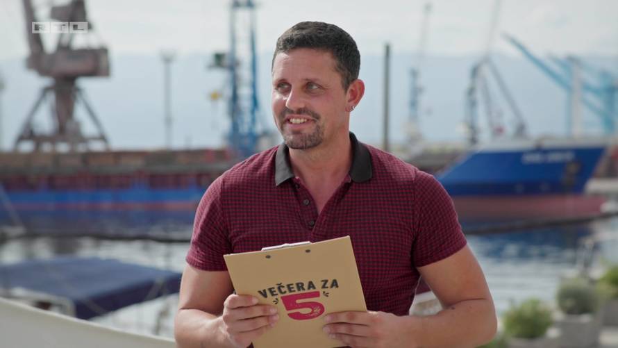 Lučano prvi kuha u Večeri za 5: Pogledajte što će sve pripremiti