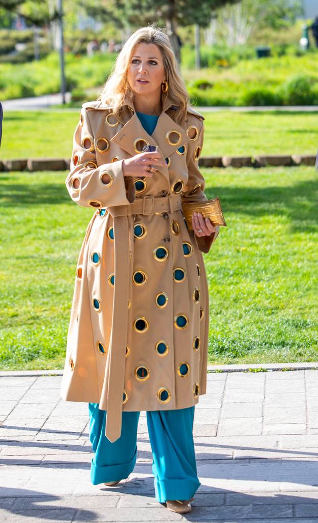 Queen Maxima visited Parco Biblioteca degli in Isola, Salone Satellite and Mastewrly in Milano