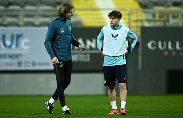 Belek: Večernji trening igrača Dinama