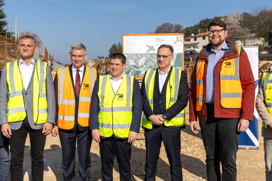 Pula: Ministar Butković obišao je gradilište cesta DC66 i DC75 na dionici Veli vrh-Pula