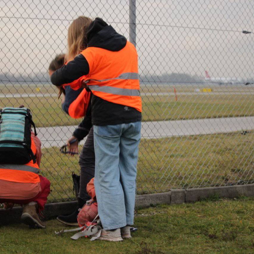 Klimatski aktivisti ne staju: Zaljepili se na jednu od pista u njemačkoj zračnoj luci München