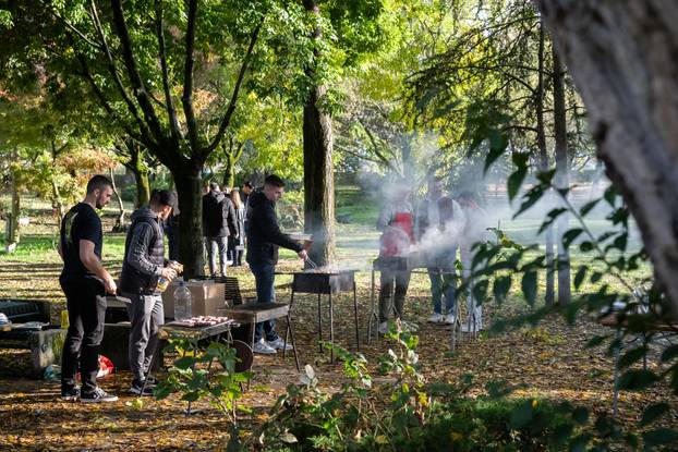 Zagreb: Održana ćevapijada u organizaciji Macaklin social cluba