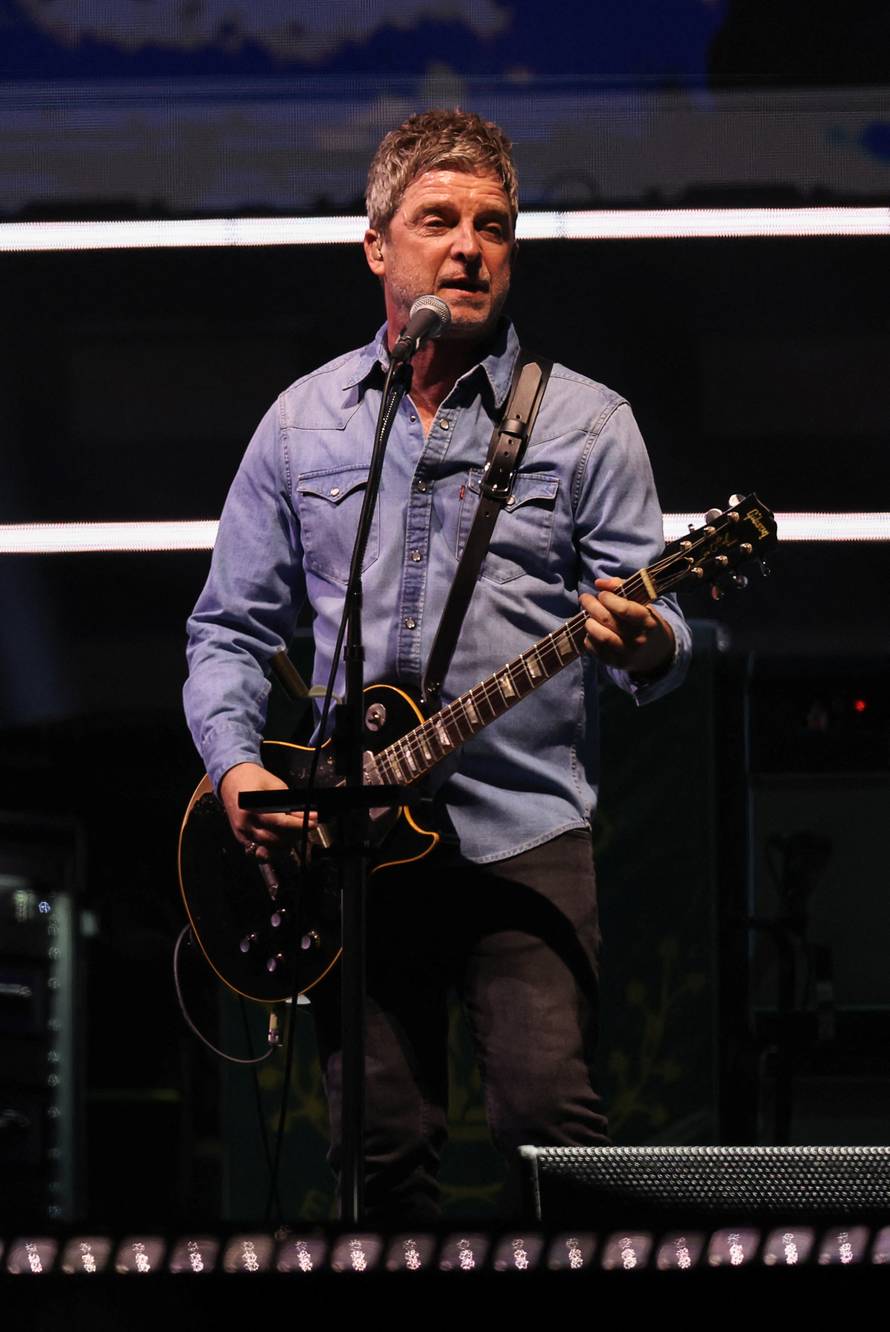 Oasis' first show in 15 years, at Cardiff Principality Stadium