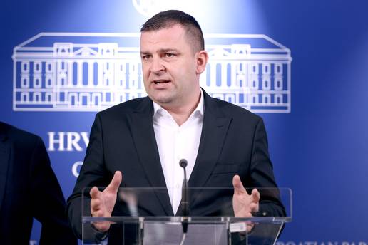 KRIZA PEDIJATRIJE U BJELOVARU Hrebak tra&zcaron;i hitni sastanak sa &zcaron;upanom: 'Stanje? Alarmantno'